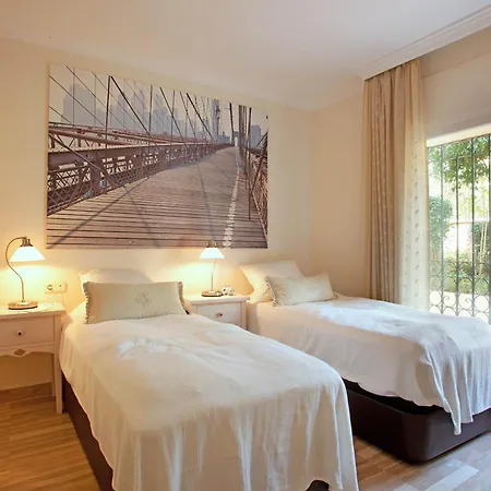 Hacienda Elviria Apartment *