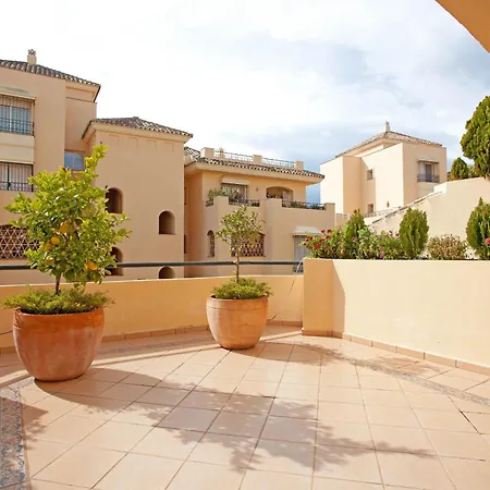 Hacienda Elviria Apartment *